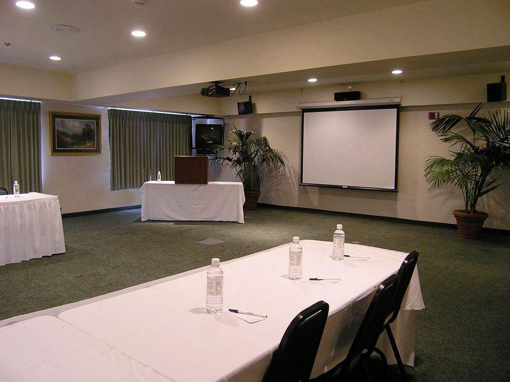 Holiday Inn Express Hotel & Suites San Jose-Morgan Hill By Ihg מתקנים תמונה