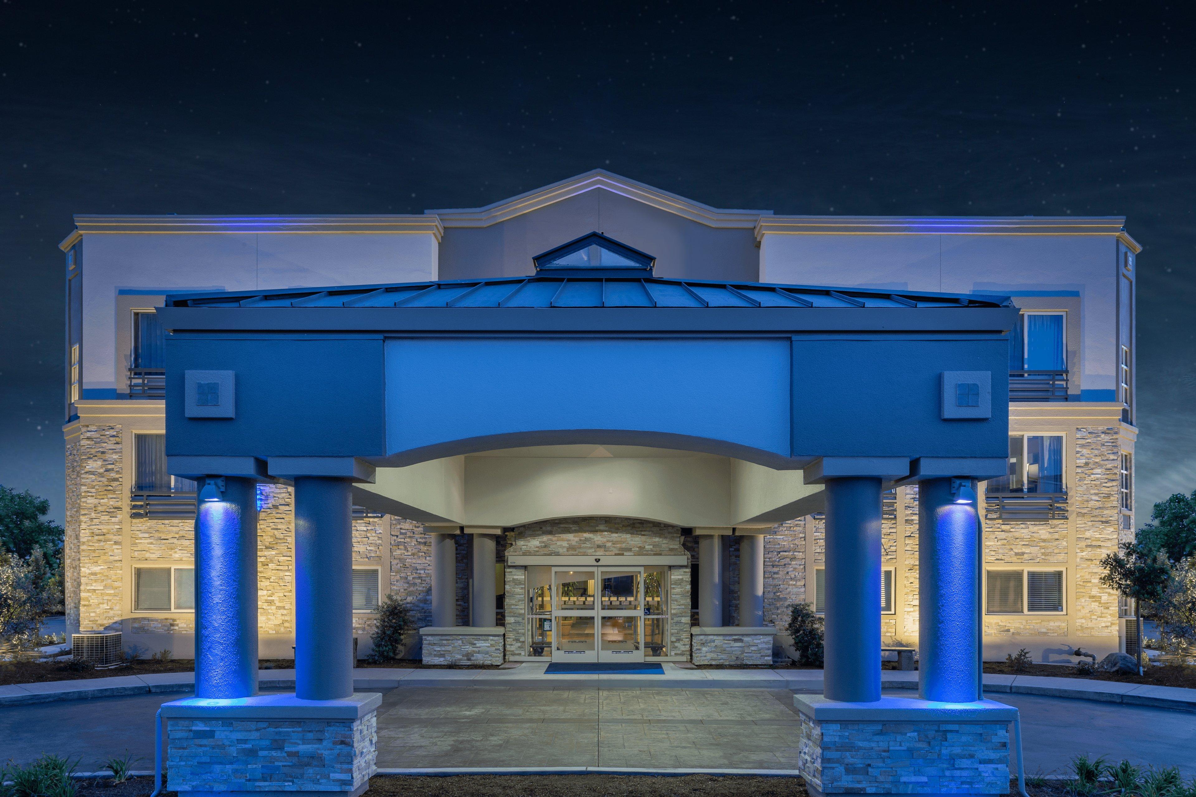 Holiday Inn Express Hotel & Suites San Jose-Morgan Hill By Ihg מראה חיצוני תמונה