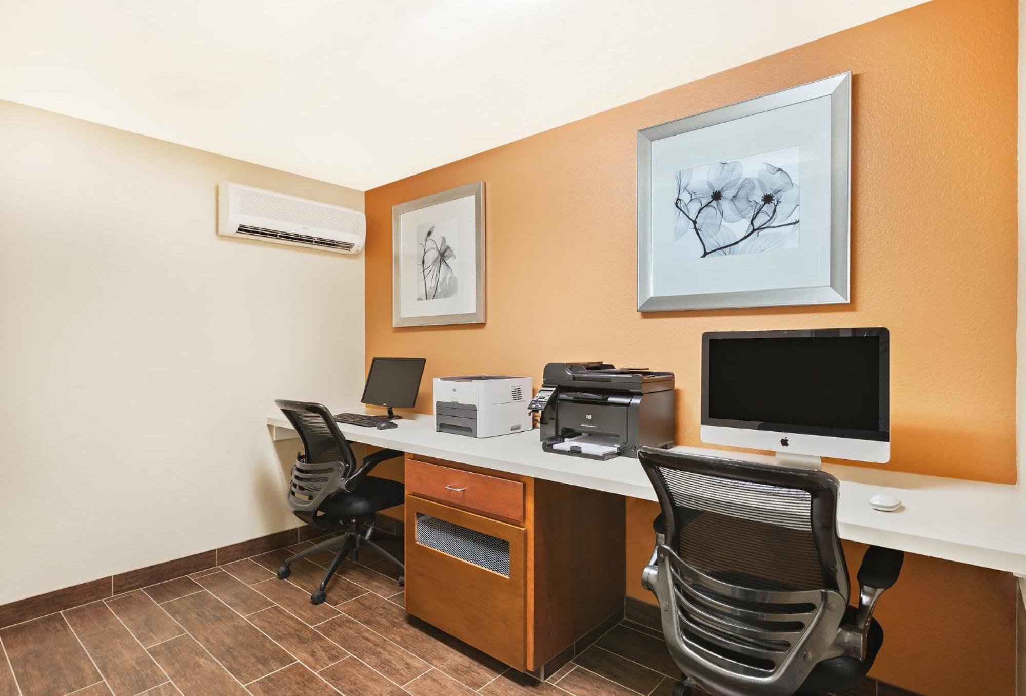 Holiday Inn Express Hotel & Suites San Jose-Morgan Hill By Ihg מראה חיצוני תמונה